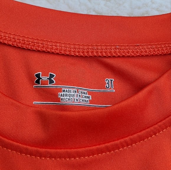 Under Armour t-shirt size 3T - Picture 3 of 5